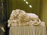 30_chatsworth_asleep_lion